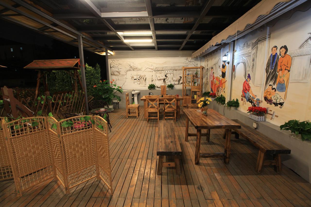 Zhantan Courtyard Hotel Пекин Екстериор снимка
